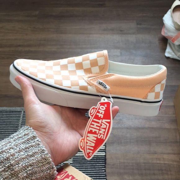 NWT VANS SLIP ON - Picture 3 of 4